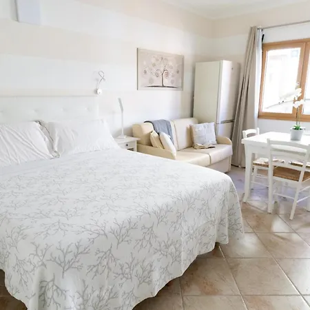 Aparthotel & Vento Mare Palau